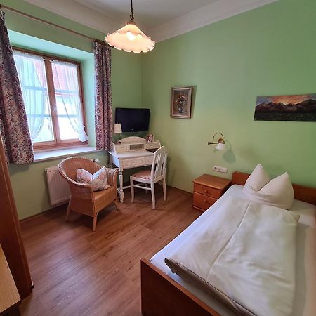 Hotel Altwirt เลงกรีส ภายนอก รูปภาพ